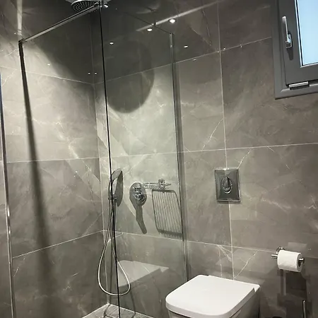 Castalia Naiades יאליסוס